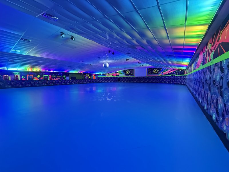 Skate and Play Family Fun Center photo 4