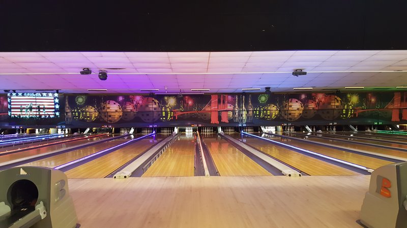 Bowlero Council Bluffs photo 3