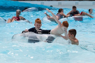 South Park Wave Pool photo 4
