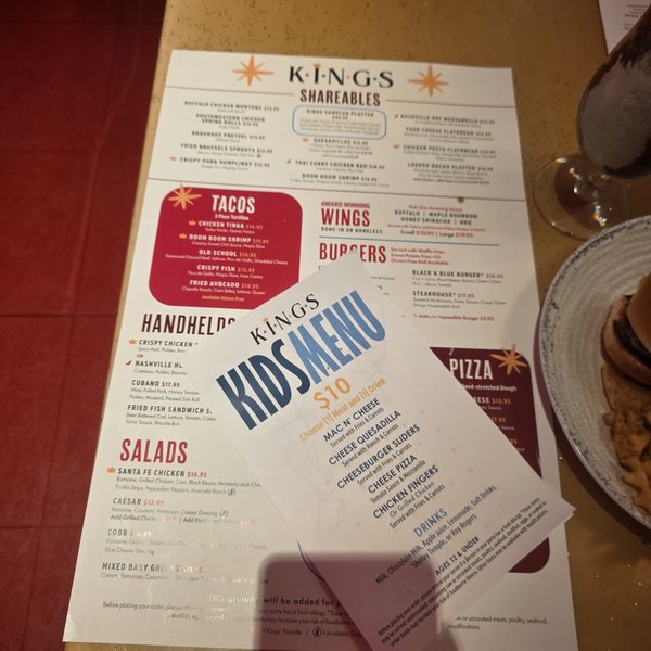 Kings Dining & Entertainment photo 6
