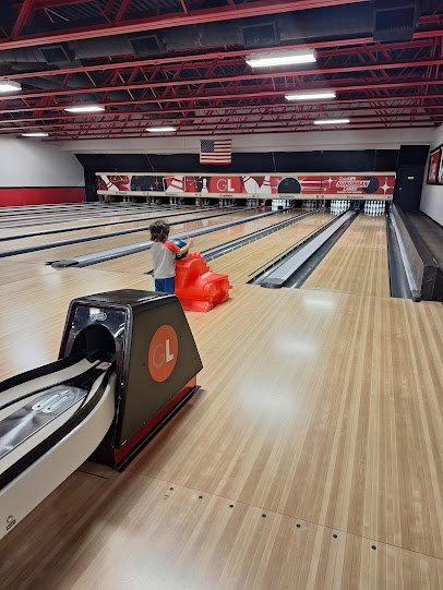 GreatLIFE Suburban Lanes Family Fun Center photo 2