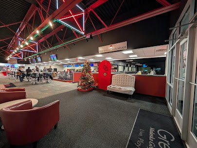 GreatLIFE Suburban Lanes Family Fun Center photo 5