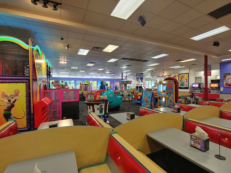 Chuck E. Cheese photo 1