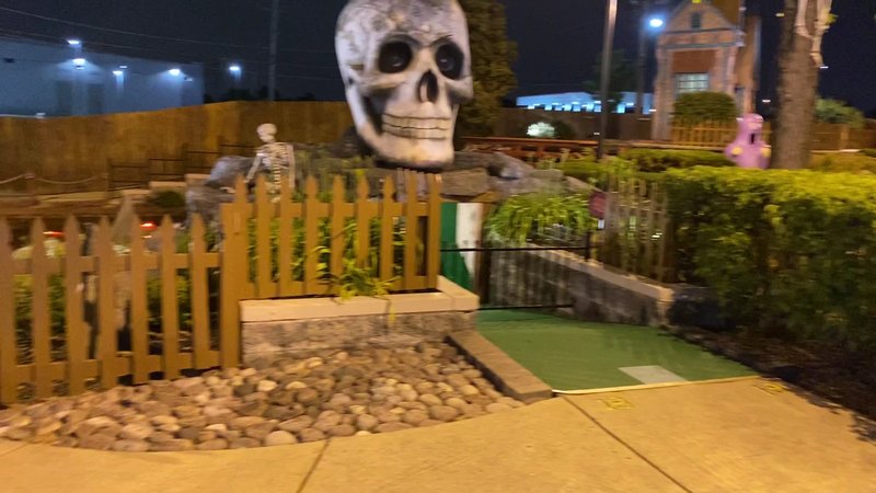 Haunted Trails Family Entertainment Center (Burbank) photo 2