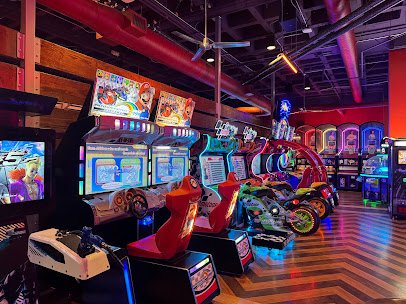 Bowlmor Cupertino photo 4