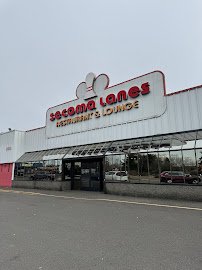 Secoma Lanes