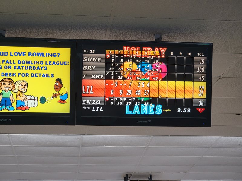 Holiday Lanes photo 5