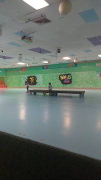 Roller World, NM (Skating Rink) photo 4