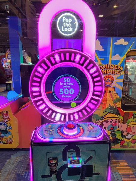 Round1 Bowling & Arcade Quail Springs Mall photo 6