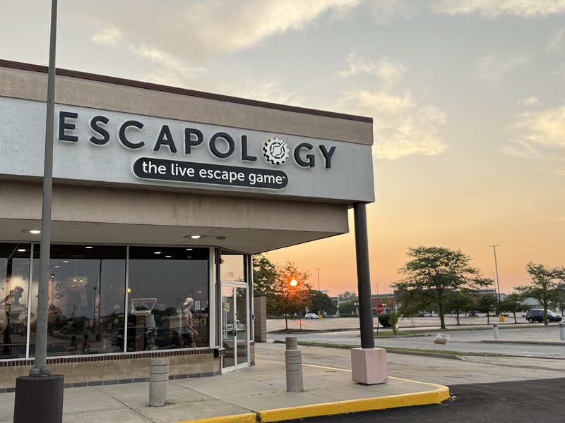 Escapology Escape Rooms Downers Grove photo 4