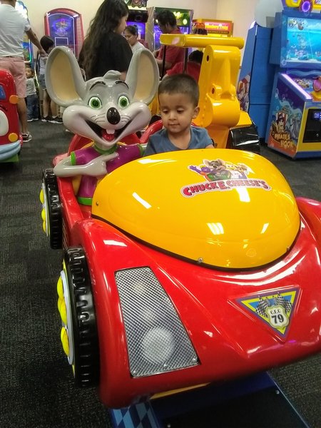 Chuck E. Cheese photo 3