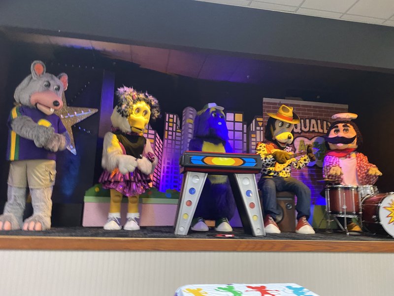 Chuck E. Cheese photo 4