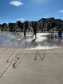 Midway Park Splash Pad photo 4