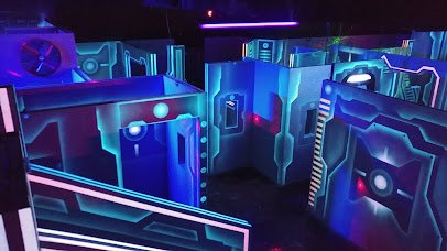 Q-ZAR Laser Tag photo 2