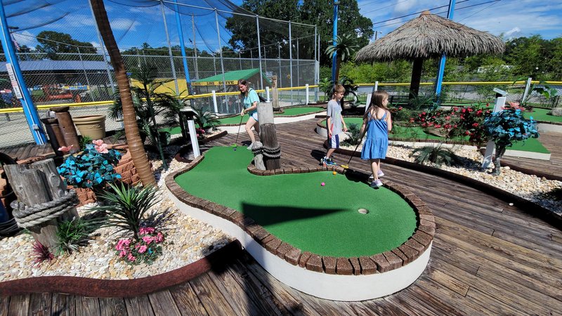 Fast Eddies Fun Center photo 5