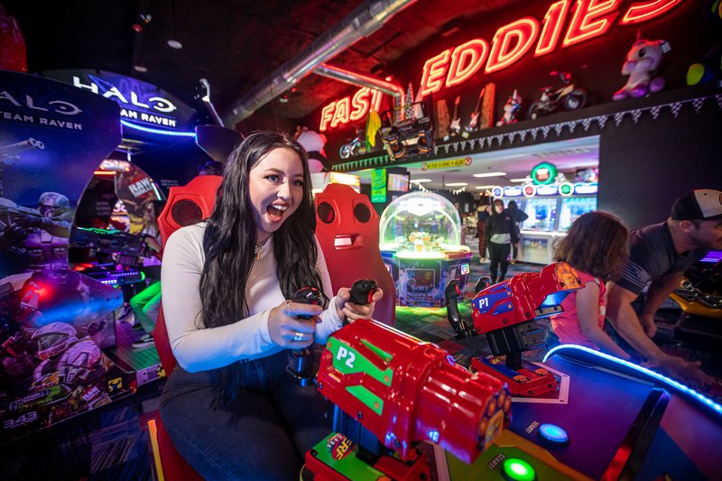 Fast Eddies Fun Center photo 6