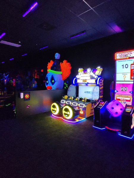 Monster Mini Golf Keller photo 2