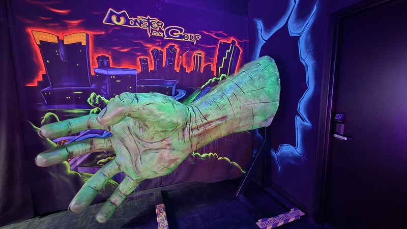 Monster Mini Golf Keller photo 5
