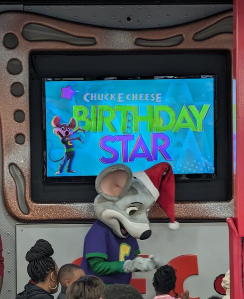 Chuck E. Cheese photo 5