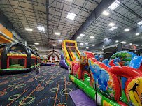 Arena Sports Mill Creek photo 3