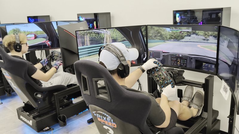 Pixel Speed Sim Racing photo 2