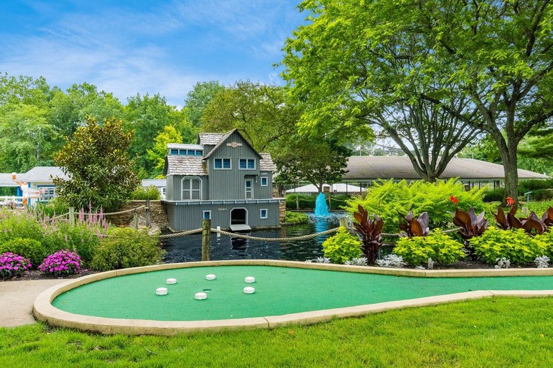 Westerville Mini Golf photo 4