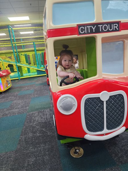 Chuck E. Cheese photo 6