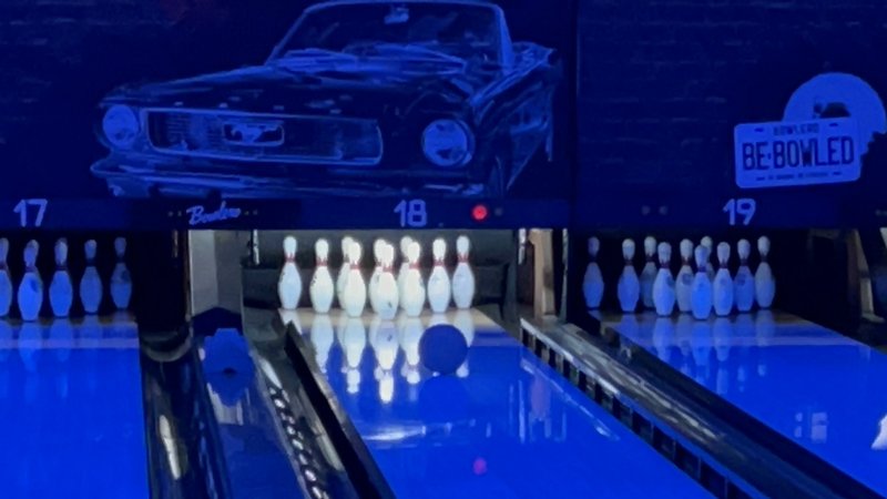 Bowlero Vernon Hills photo 6