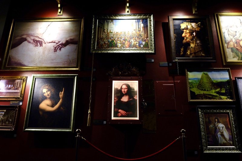 Conundroom Escape Rooms Avalon: Alice, The Ghost Ship, Zeppelin photo 5
