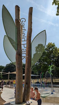 Garfield Park Splash Pad photo 6