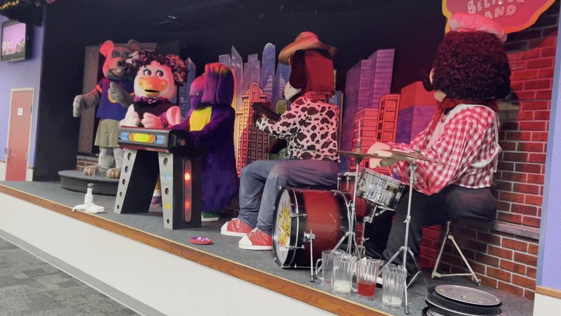 Chuck E. Cheese photo 2