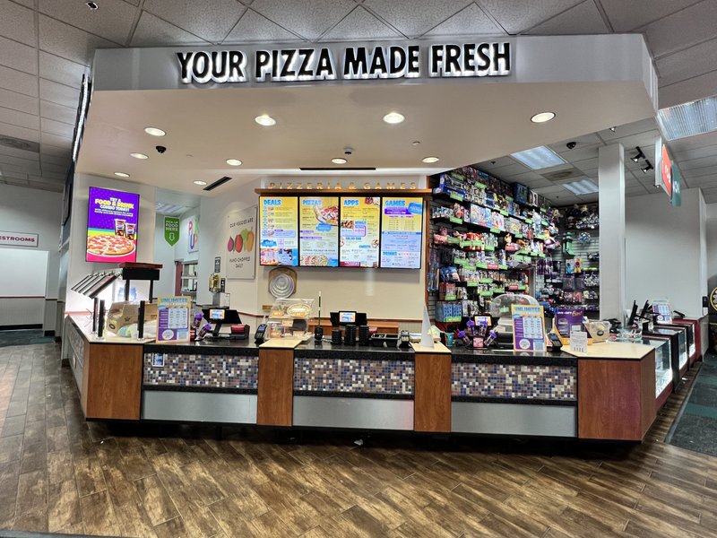 Chuck E. Cheese photo 3