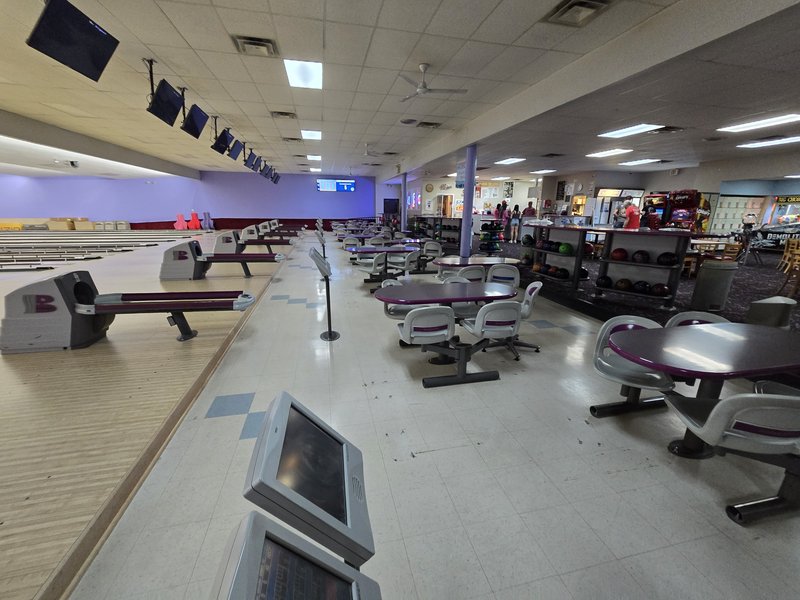 Spare Time Lanes photo 4