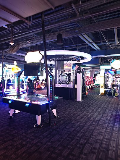 Dave & Buster's Los Angeles - Hollywood photo 6