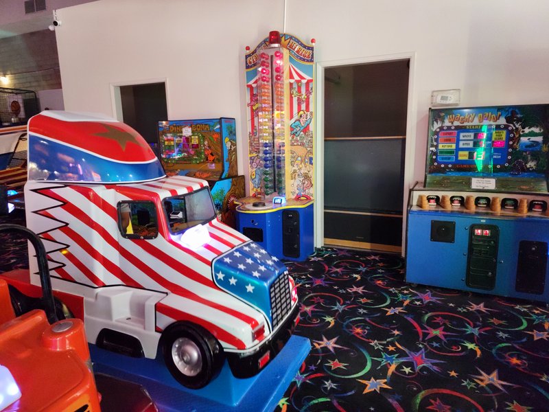 Oh Wow Nickel Arcade photo 3