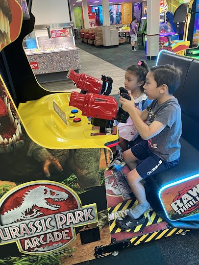 Chuck E. Cheese photo 5