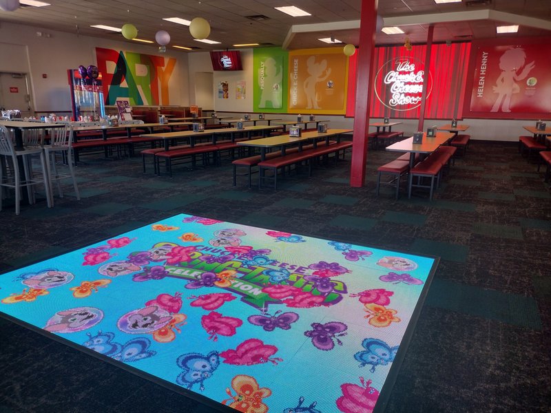 Chuck E. Cheese photo 3