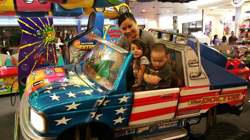 Chuck E. Cheese photo 6
