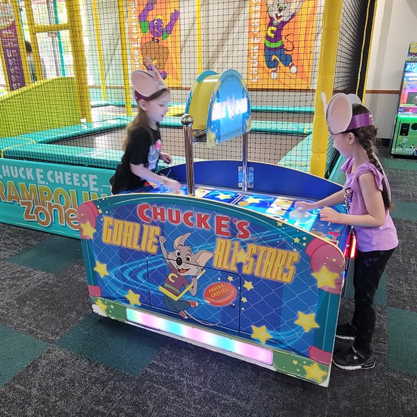 Chuck E. Cheese photo 3
