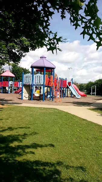 Gardendale Splash Pad photo 2