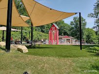 Round Hill Spray Park photo 4