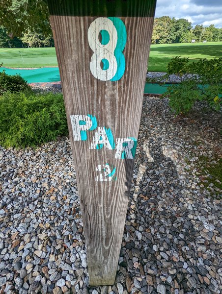 Longhis Executive Par 3 Golf Course, Driving Range & Mini Golf photo 6