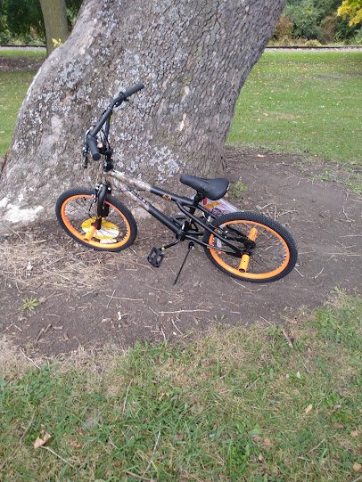 Bethie's Sprayground photo 6