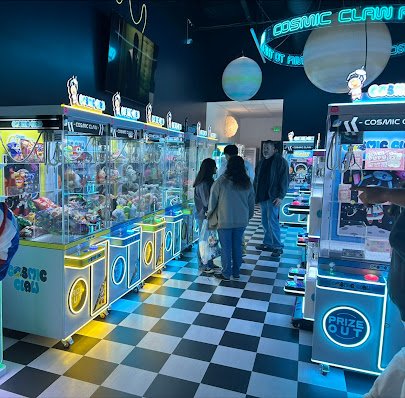 Cosmic Claw Arcade photo 2