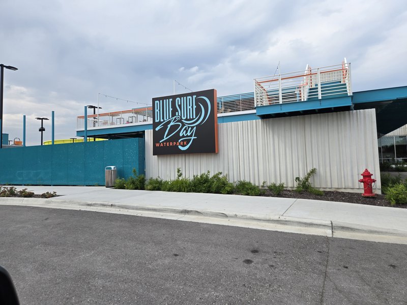 Blue Surf Bay WaterPark photo 6