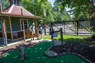 Ripley's Catfish Cove Mini Golf photo 2