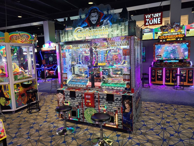 Round1 Bowling & Arcade Gateway Mall