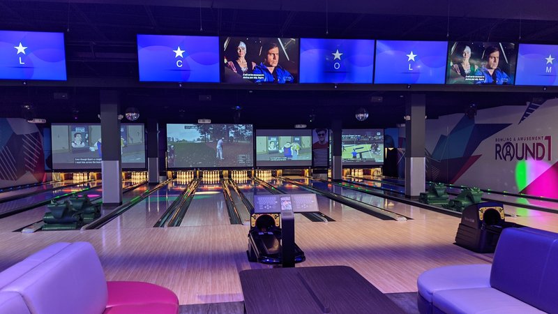 Round1 Bowling & Arcade Gateway Mall photo 4