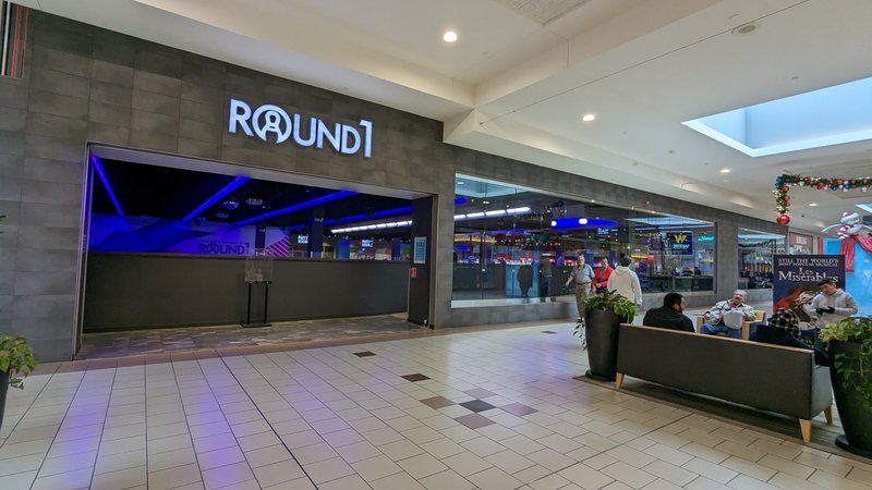 Round1 Bowling & Arcade Gateway Mall photo 6
