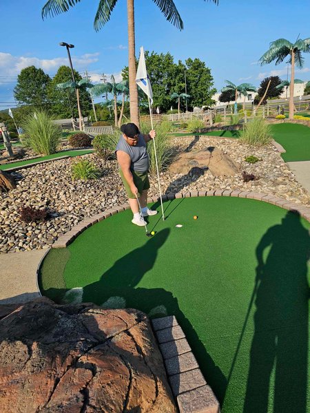 Hoopla's Family Fun & Longshots Grill photo 5